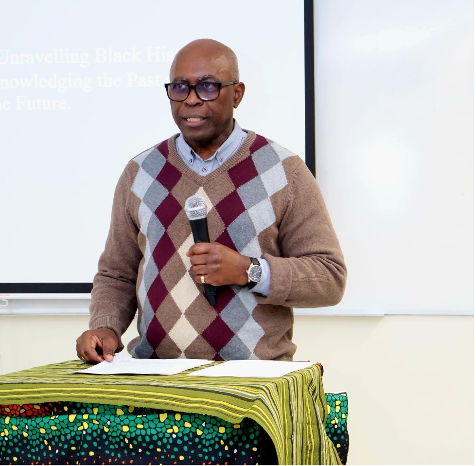 Keynote Speaker Dr. Balfour Spence