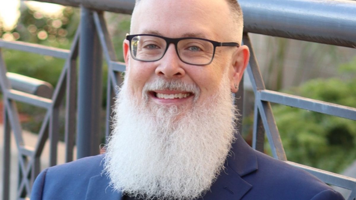 Dr. Christopher Schneider